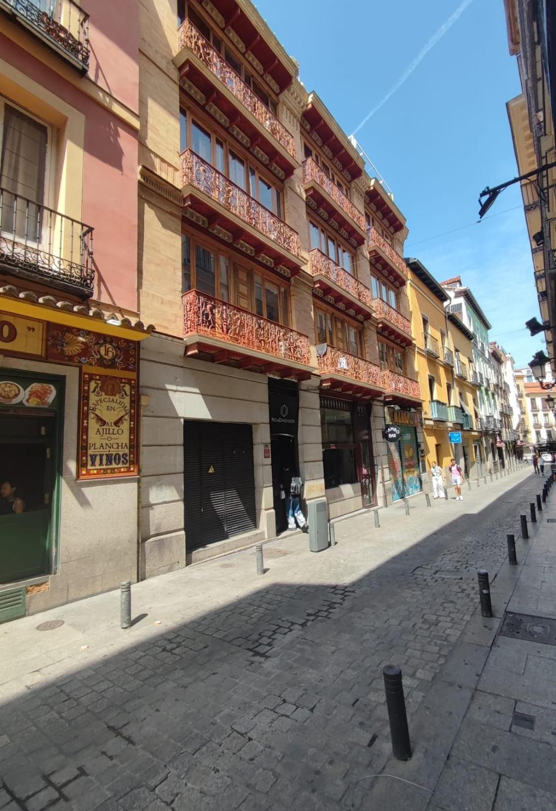 Ama Madrid Santa Ana Apartment Exterior photo